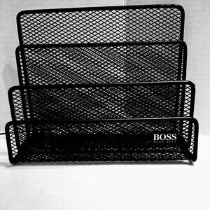 HUGO BOSS BLACK METAL LETTER HOLDER